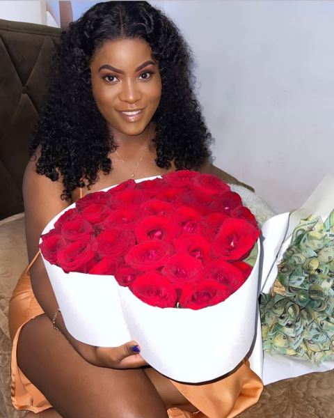 SERVIÇOS DE DECORAÇÃO