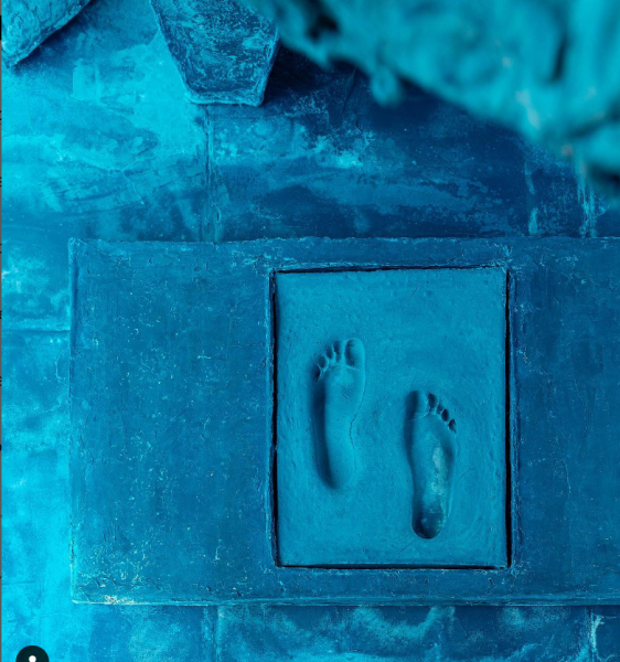 di Venezia - British Pavilion “Dancing Before the Moon” with the installation Sabão Azul e Água