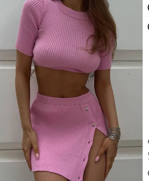 Peças únicas ⚠️ 🌹Preço: 23.899 ❌ 🌹Origem: Espanha 🌹Tamanho: M