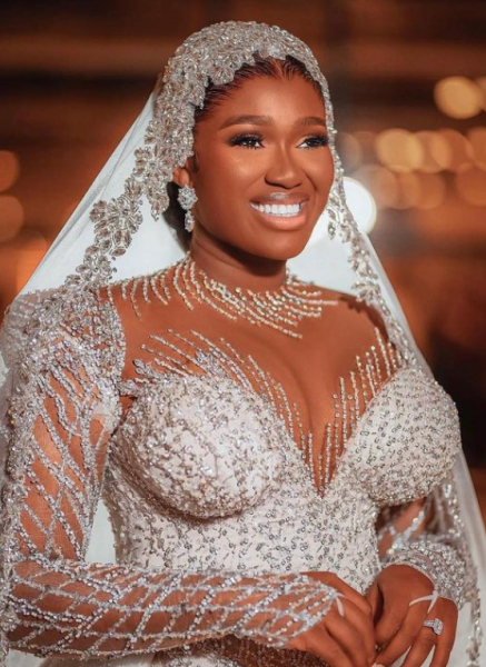 VESTIDOS DE NOIVA SEREIA 2 EM 1