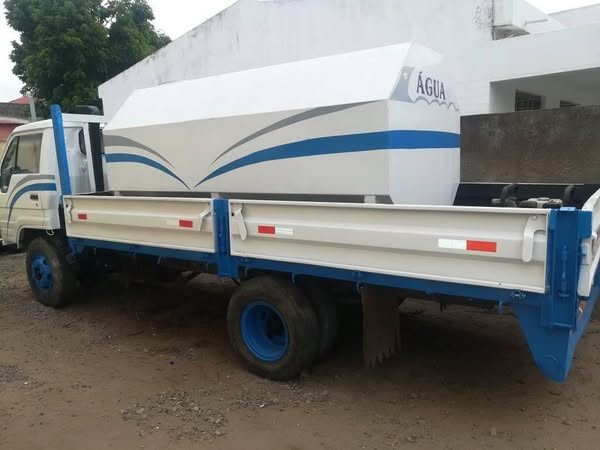 serviço de transporte água potável em Maputo,cidade, Maputo província e arredores