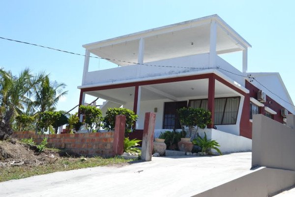 Temos casa da Praia - Praia de Tofo 852560879