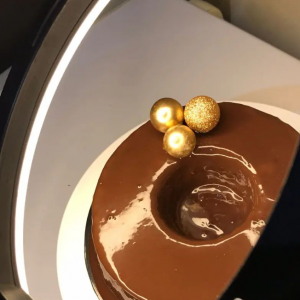 Mine bolo caseiro por apenas 550 Para encomendas contacte 844169173-Ney