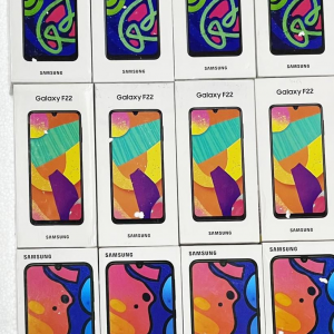 Samsung série F Samsung F12 64GB-13.500MT Samsung F22 64GB-16.000MT Samsung F41 128GB-18.500M