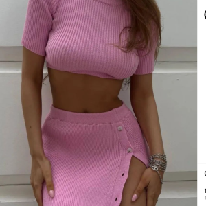 Peças únicas ⚠️ 🌹Preço: 23.899 ❌ 🌹Origem: Espanha 🌹Tamanho: M