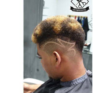 Cuidamos da sua beleza com delicadeza e profissionalismo. . . #Bom_final_de_semana #BARBEARIA_SENSACIONA