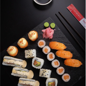 6 x Maki Regular | 4 x Sandwich Regular | 4 x Califórnia Regular | 3 x Nigiri Regular | 3 x Rosa Regular  ▫️Salmão: 1920MT ▫️Atum: 1760MT ▫️Camarão: 1820MT ▫️Mix: 1810MT