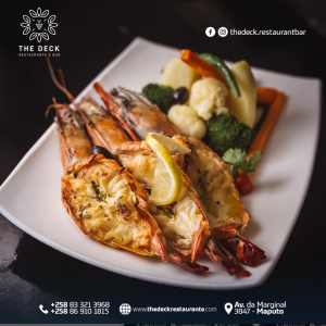 Feito com muito amor e os melhores ingredientes. Visite o The Deck Restaurante & Bar