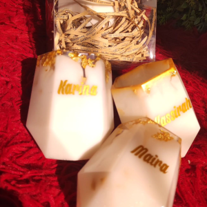 Perfect gift for makeup Lovers✨  💕Very Beautifull Brush Holder made with resin & Personalized