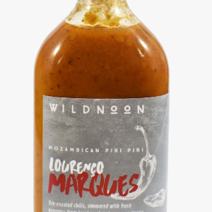 Molhos de piri-piri Molhos frescos de piri-piri feitos com ingredientes frescos locais