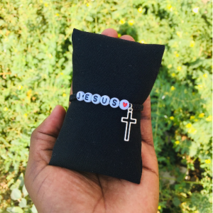 Pulseiras personalizada com pingente 1000.00kz