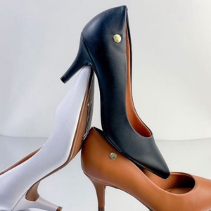 Saltinho curtinho para caminhar e dançar sem parar 😍  36 a 41 Euro