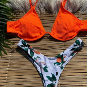 Conjunto moda praia 🏖️ aquisição imediata. Tamanho:S ,M  Preço:5000