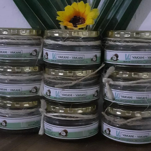 Vakani-vakani Óleo de coco 100% Natural feito na ilha de Moçambique