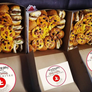 Promoção Combo 950mt 10hamburguer 6mini pizza Batata 2litro de refresco