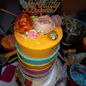 Bolos temática 100 000,00 AOA Preços acessíveis a todos bolsos desde 8 mil kz