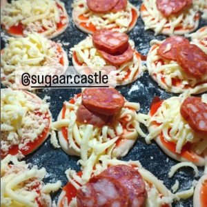 Mini pizza: Frango e choriço