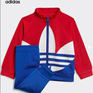 Conjunto olímpico, disponível para aquisição imediata • Tamanho: 4 à 7 anos de idade