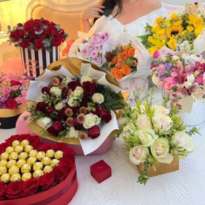 FLORES, MIMOS E PRESENTES