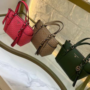 CARTEIRAS POR ENCOMENDA