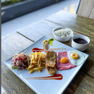 SERVIÇOS DE ALIMENTAÇÃO