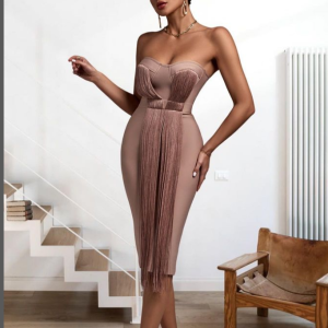 Vestido 49.000,00 kz