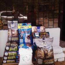 Farinha canina 10kgs 450,00 MTn Já com carne moida e outros ingredientes