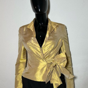 Blusa S/6.000,00 AOA