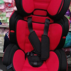 Cadeira de carro 78.000 disponível para entrega imediata