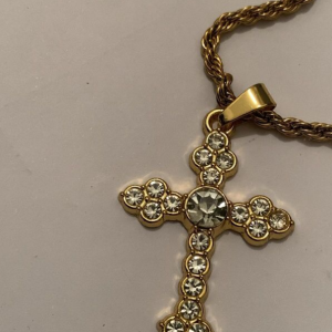 Crucifixo dourado-2000kx Adquira já o seu.