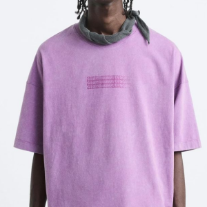 T shirt Zara Tamanho: M Preço:2750mts