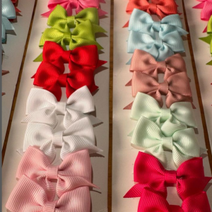 Laços para cabelo Disponível