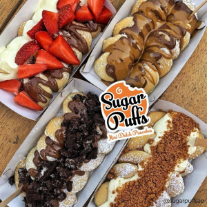 Mini panquecas com várias opções de complementos e cobertura!