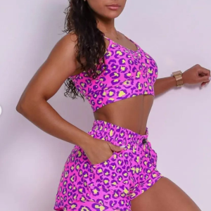 Conjunto Short Boxer  •Cintura Alta Regulável  •Top com entrada para Bojo  •Zero Transparência