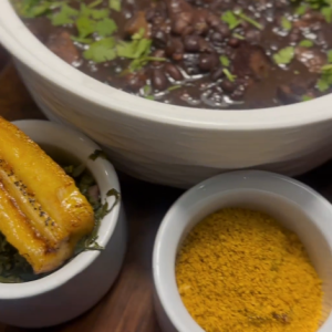 SERVIÇOS DE ALIMENTAÇÃO Feijoada à Brasileira