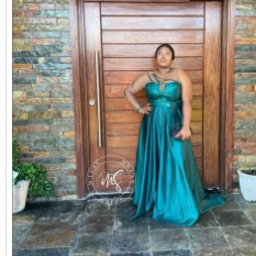 Formação em VESTIDOS DE NOIVA E FESTAS