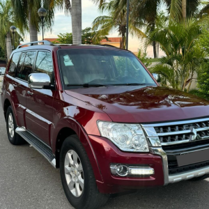 MITSUBISHI PAJERO 2018 FULL OPTION | V6 BEM