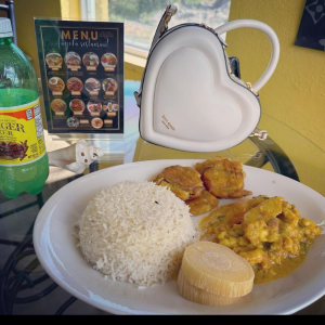 SERVIÇOS DE ALIMENTAÇÃO