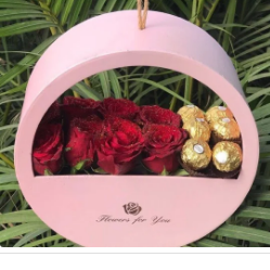Box flowers for you 2500,00 MTn Uma forma doce de oferecer rosas