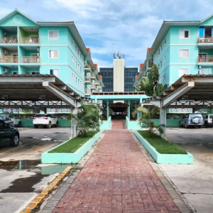 Vende Apartamento TALATONA  *Condomínio America Plaza tipologia T2*  R/C 2 quartos (1 suite) 1 WC Sala comum