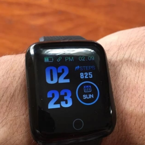 Smart Bracelet no pulso! 💪🏽🔥 Aprimore o seu estilo