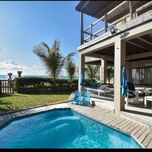 ACOMODAÇÃO E TURISMO pool or waves, the option is yours