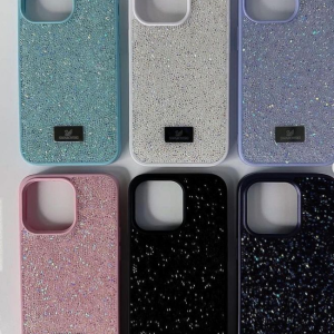 Capas da Swarovski Disponíveis Para Entrega Imediata  ( iPhone 11 até 15 Pro Max )