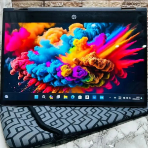 HP Pavilion 11th Geração Processor: Intel(R) Core(TM) i5-1155G7 CPU 2.40GHz (8CPUS), Memory: 8GB RAM Disc: 512GB SSD