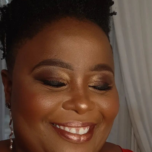 SERVIÇOS DE BELEZA _ MAQUIAGEM