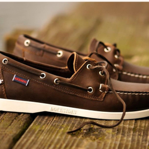Sapato SEBAGO Produto de qualidade Disponíveis em cores diversas