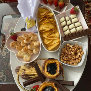 PEQUENO ALMOÇO SURPRESA