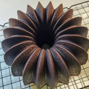 bolo caseiro, massa húmida amanteigada