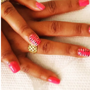 Montagem de Unhas e pEstanas