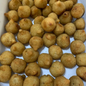 Coxinhas de frango por apenas 200 mtn